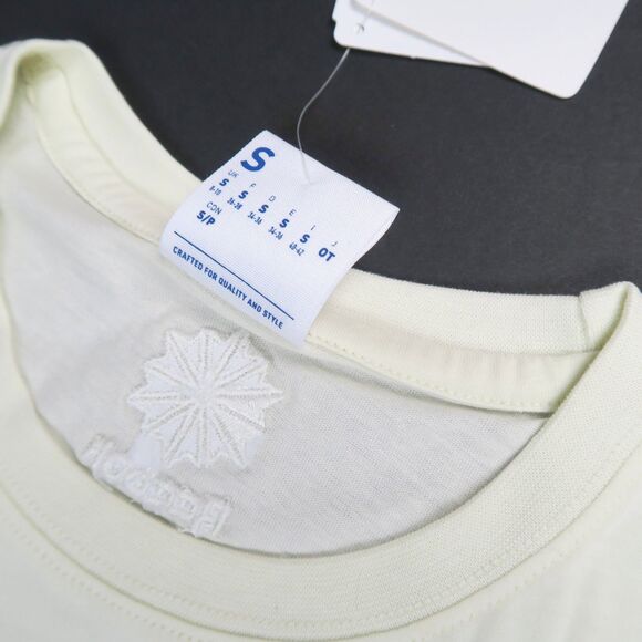 NWT Reebok Classic Elevated Tee Off White Size Small S - Picture 8 of 9